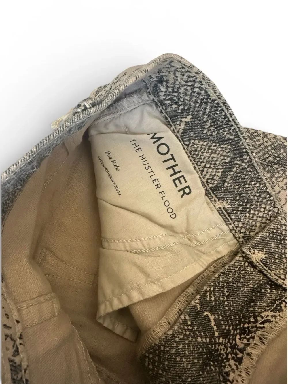 NWT MOTHER Hustler Flood High-Rise Snake Print Jeans Anthropologie Size 26 - Picture 8 of 10